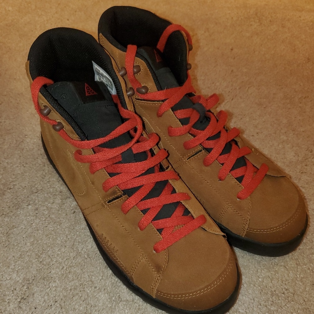 Nike ACG